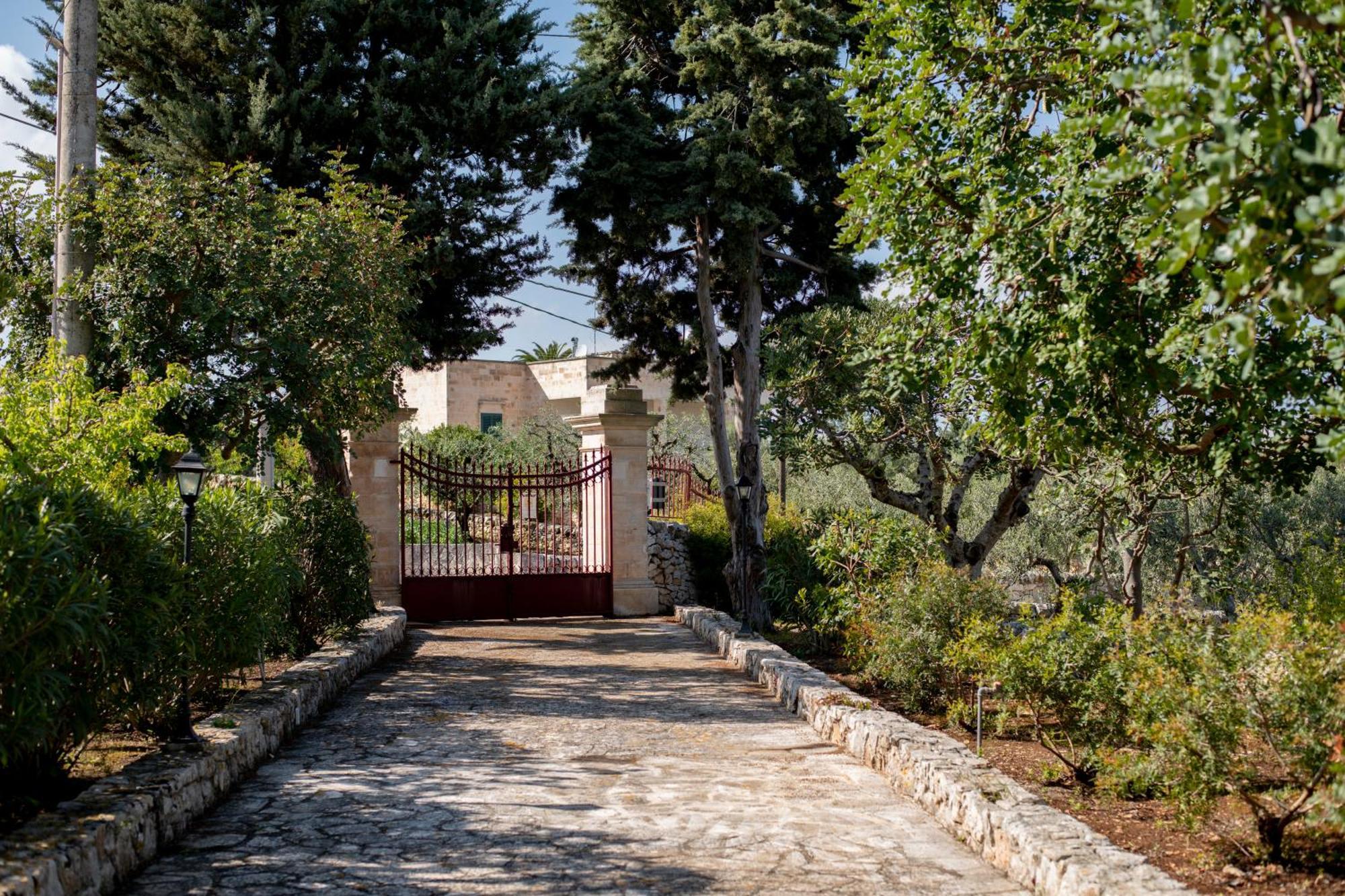 Masseria Trulli Bruni 洛科罗通多 外观 照片