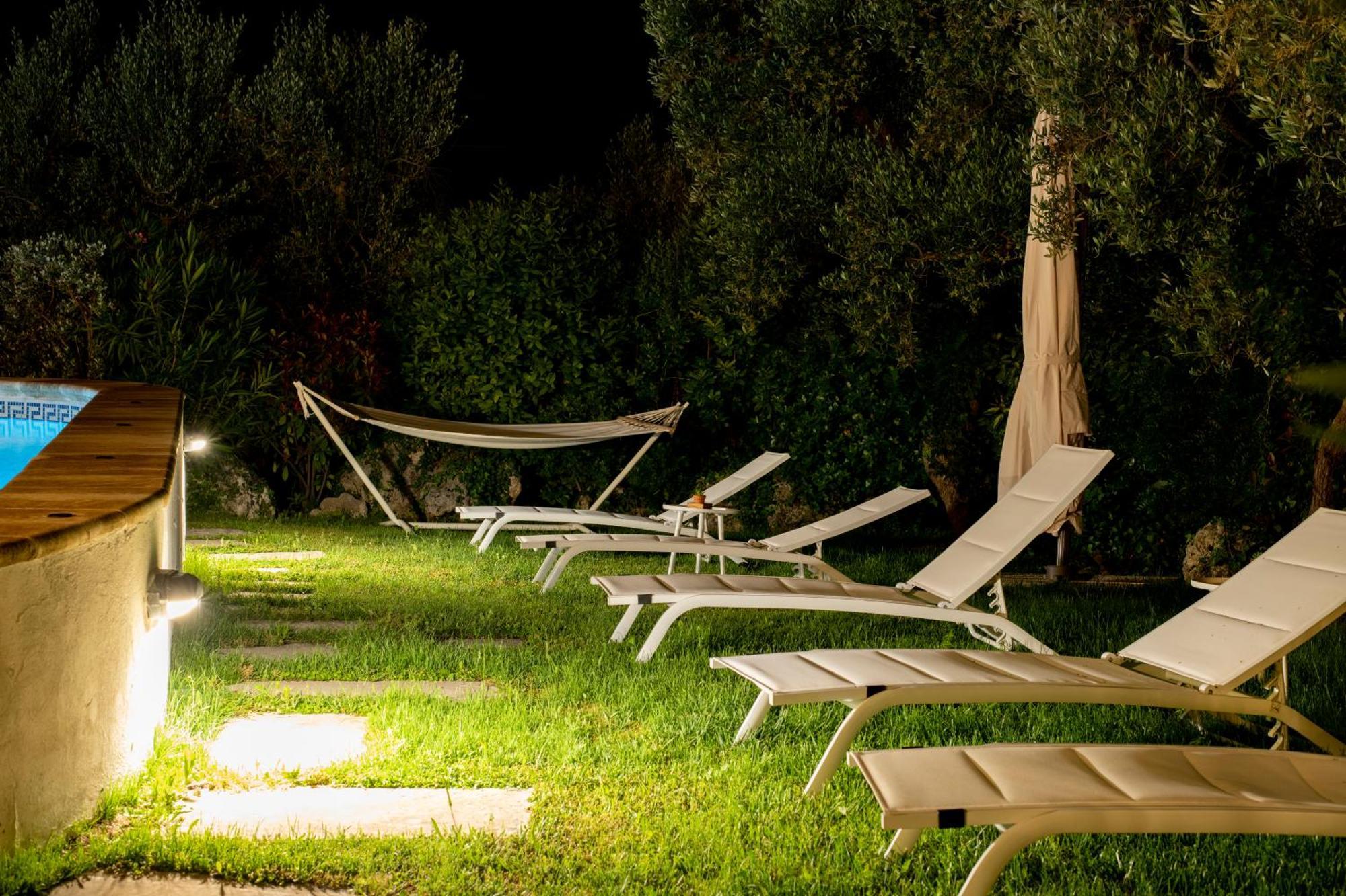 Masseria Trulli Bruni 洛科罗通多 外观 照片