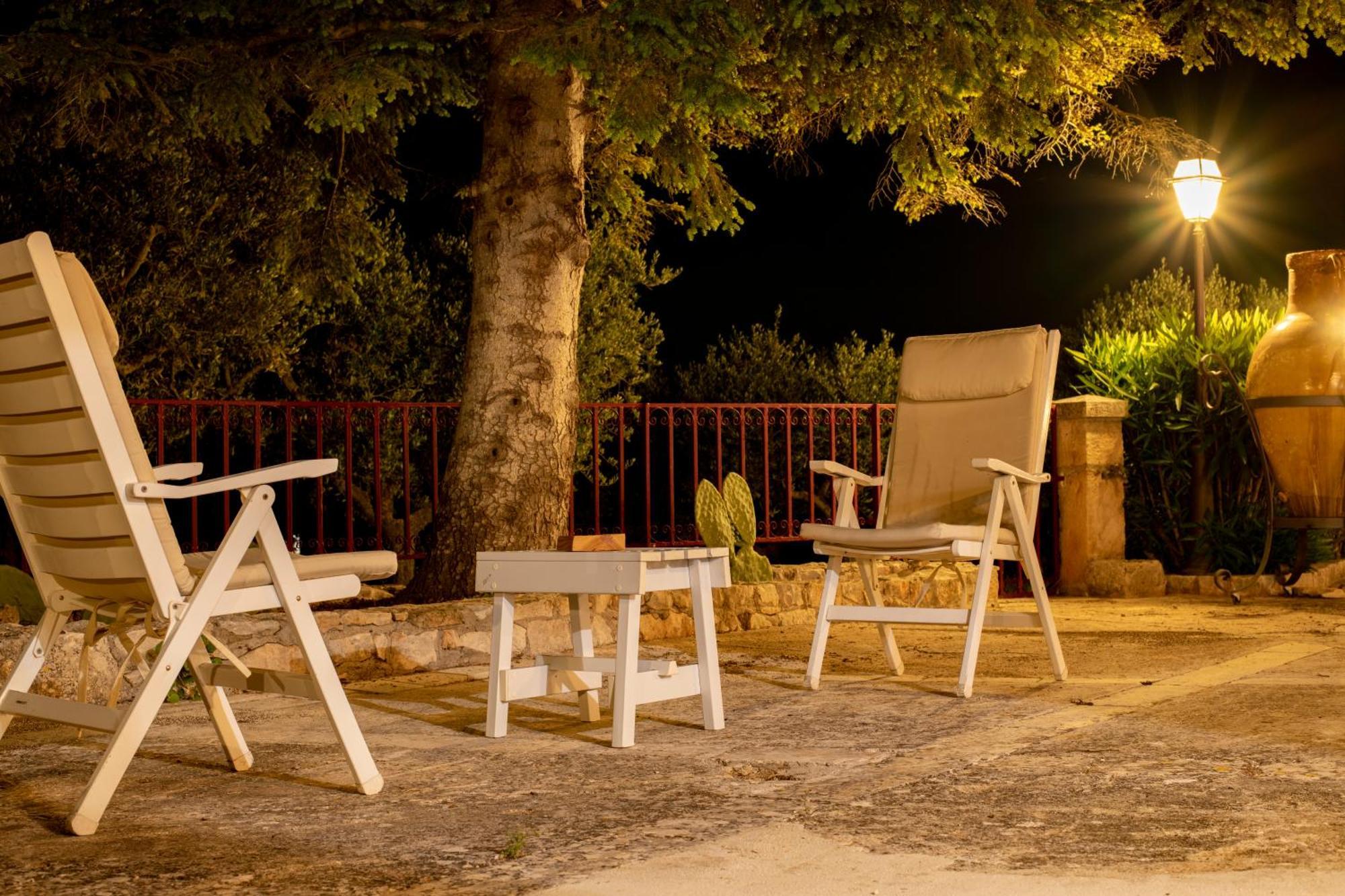 Masseria Trulli Bruni 洛科罗通多 外观 照片