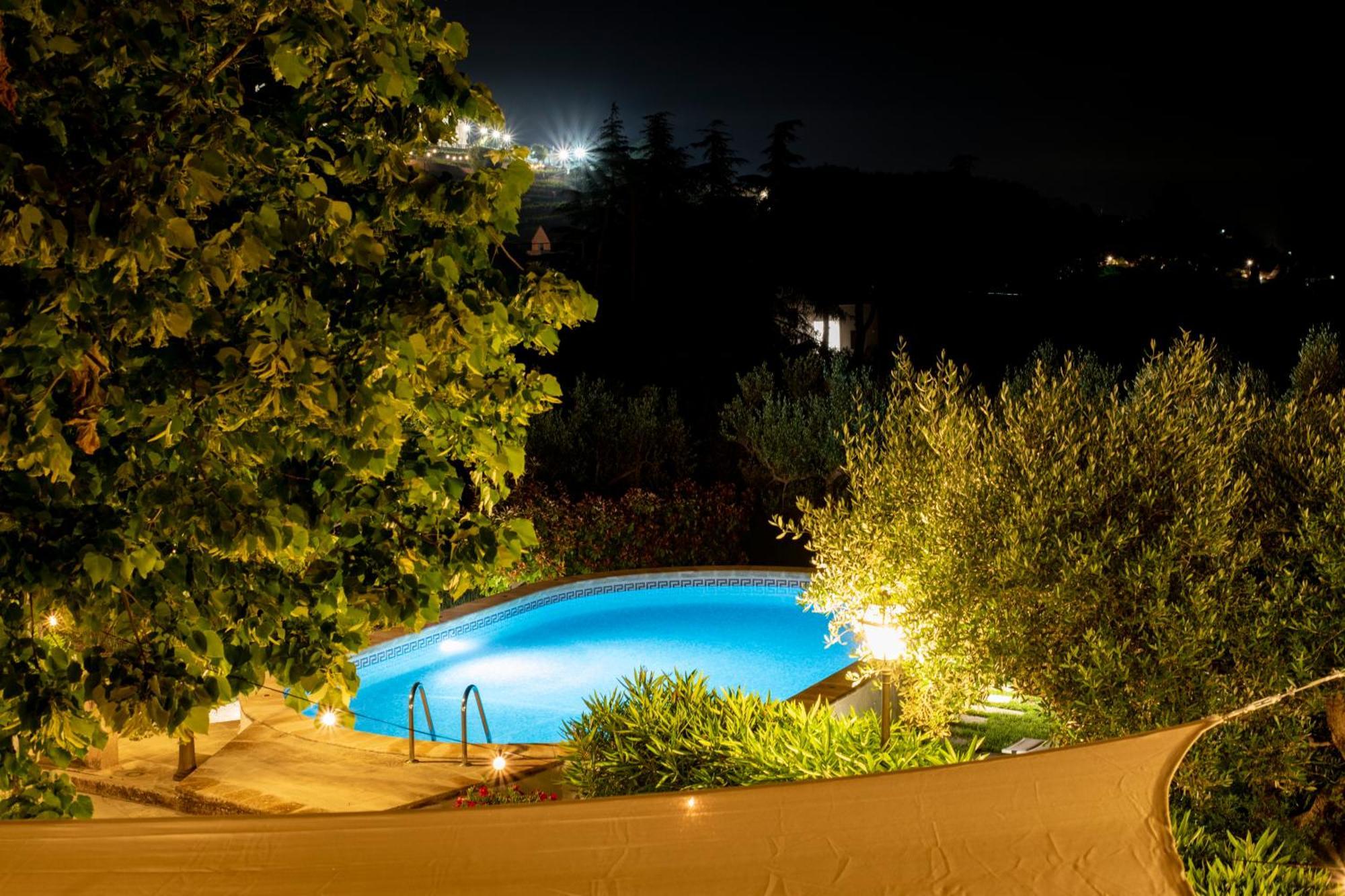 Masseria Trulli Bruni 洛科罗通多 外观 照片